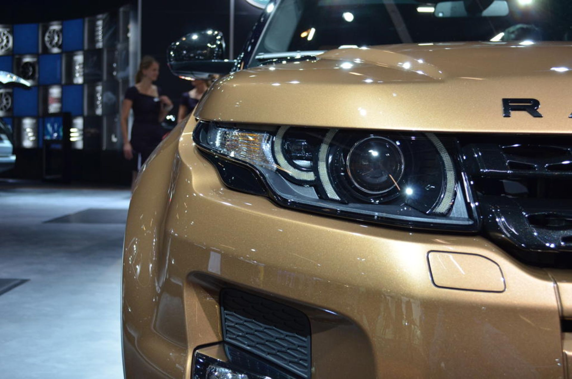 2014-Range-Rover-Evoque-04