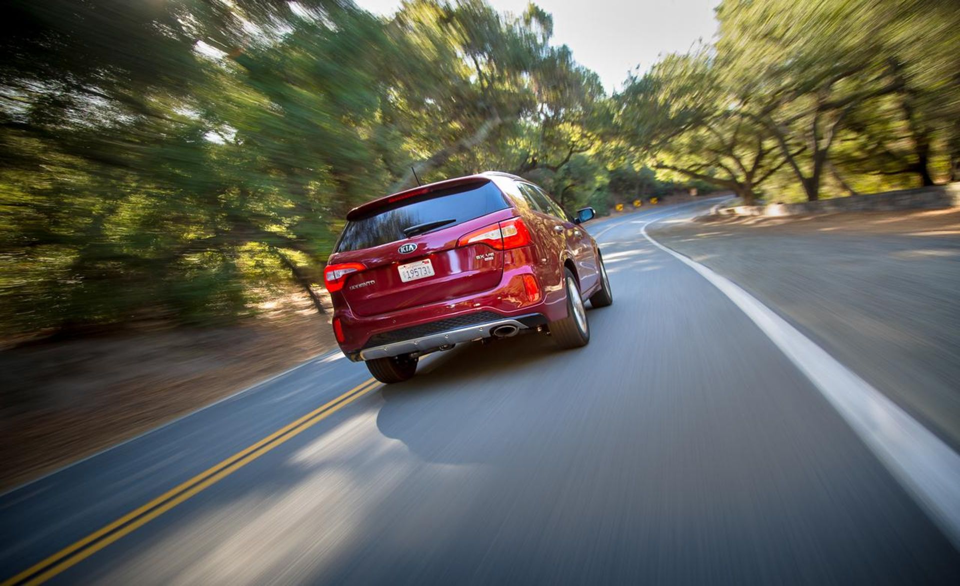 2014-kia-sorento-sx-v-6-awd-rear
