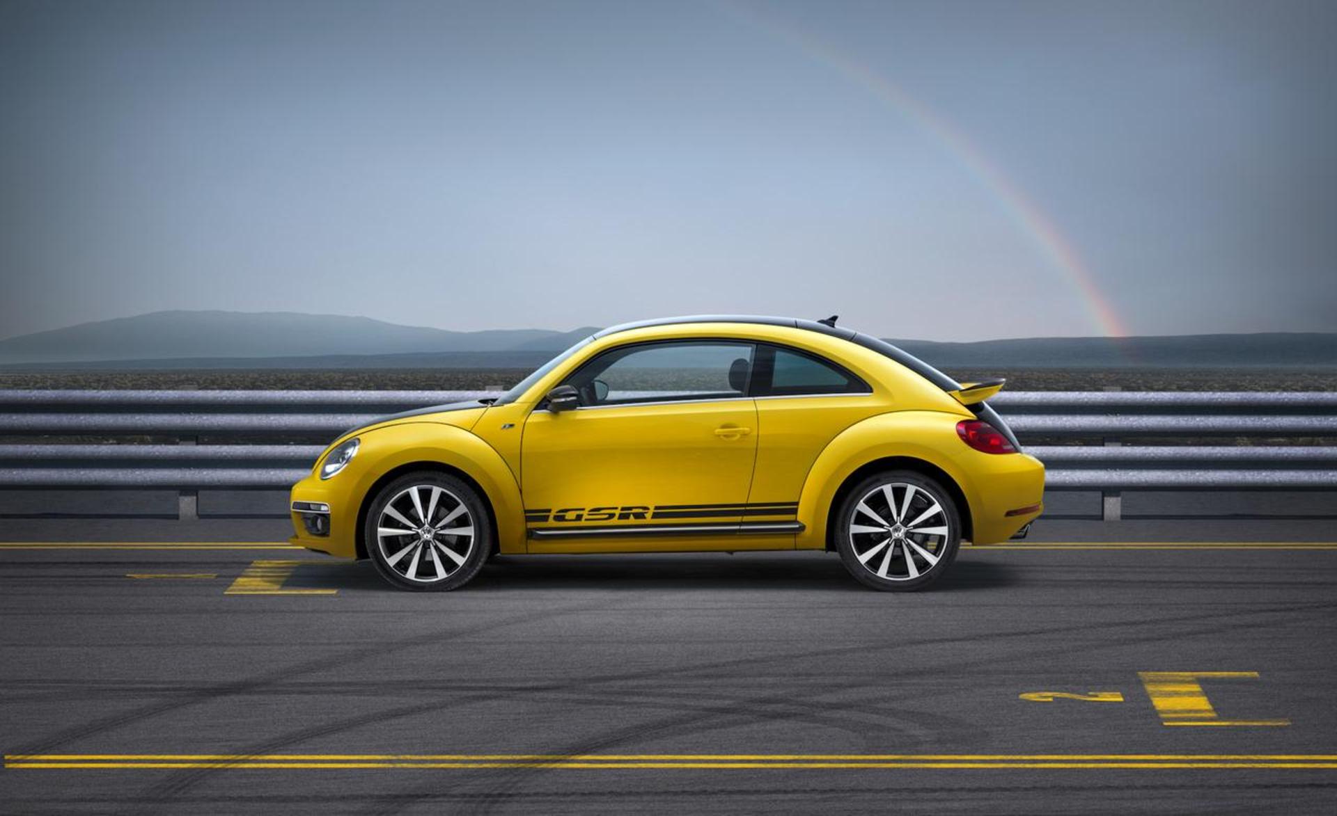 2014-volkswagen-beetle-gsr-06