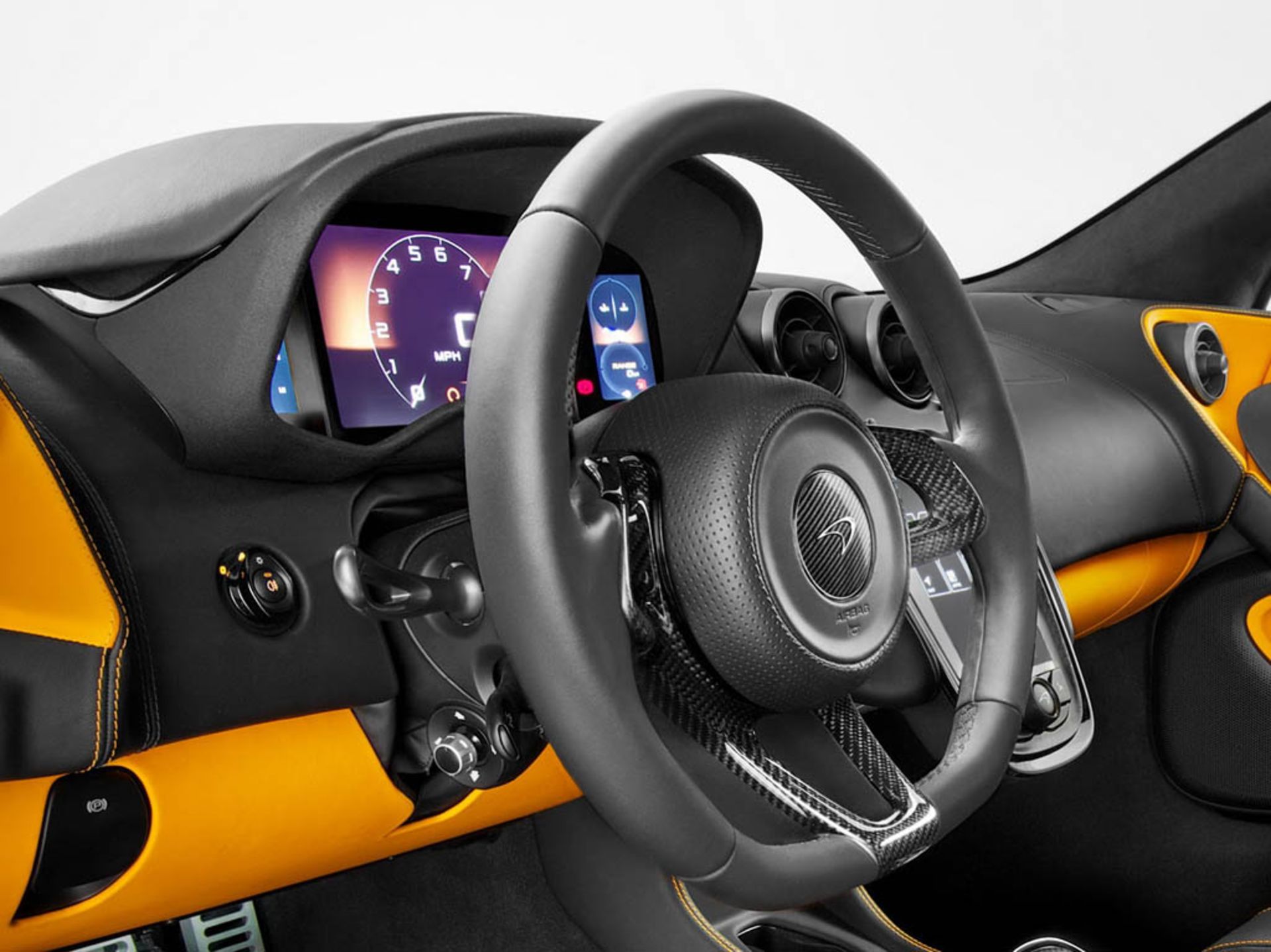 McLaren-570S-18