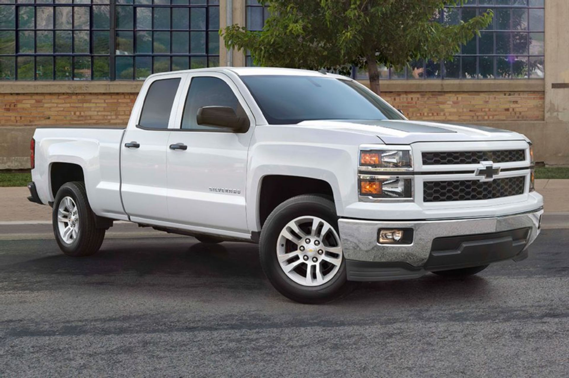 2015-chevrolet-silverado-1500-rally-edition-in-white