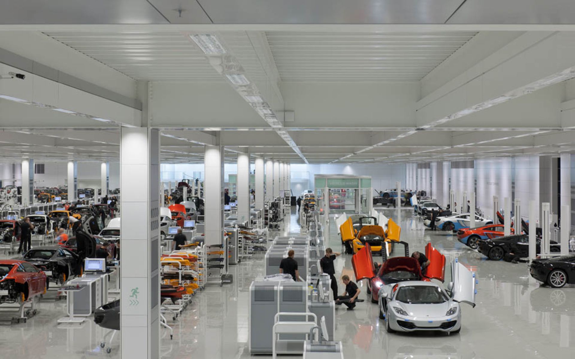 McLaren Technology Centre 02