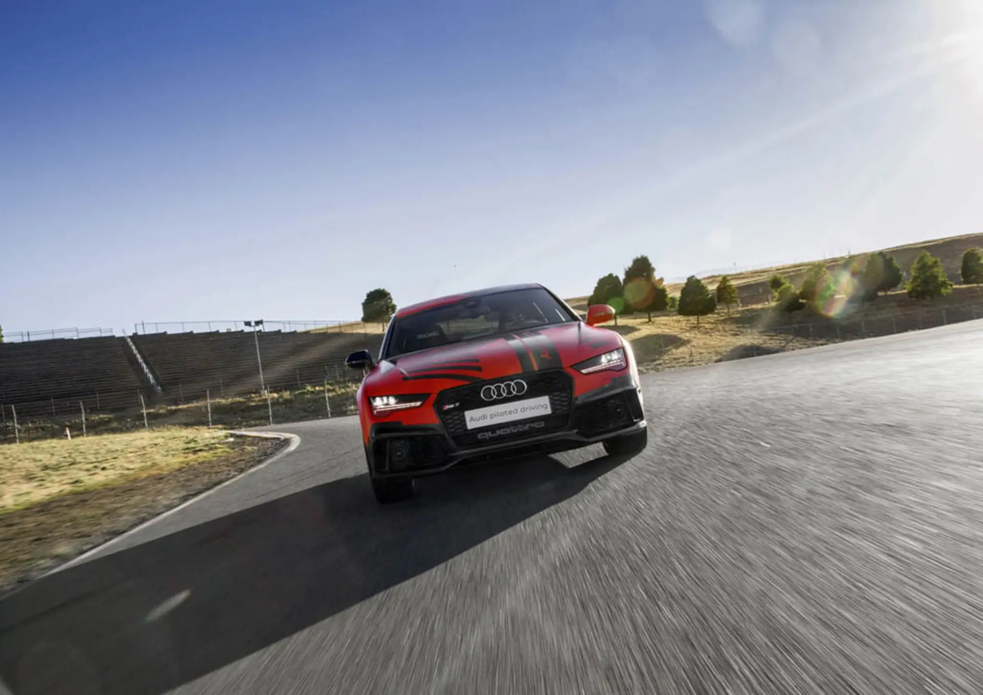 Self-Driving Audi RS7 Robby Concept