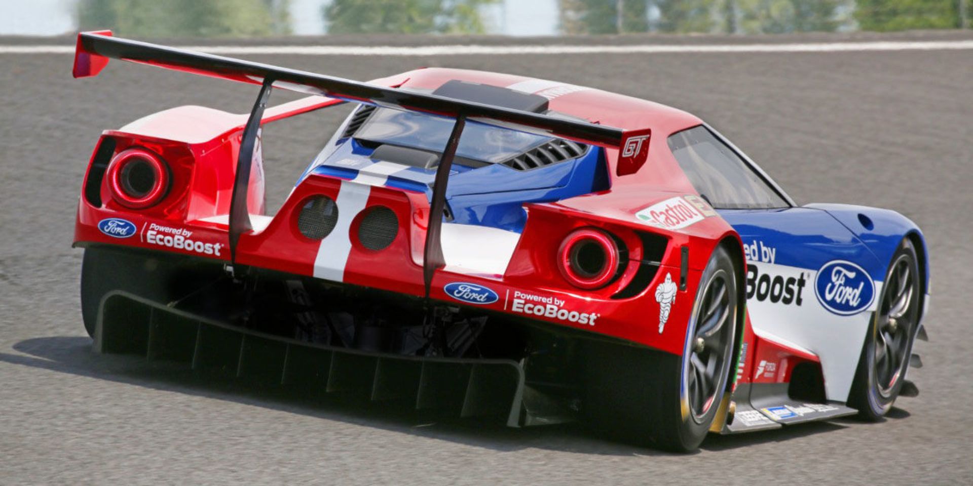 Ford GT Racecar