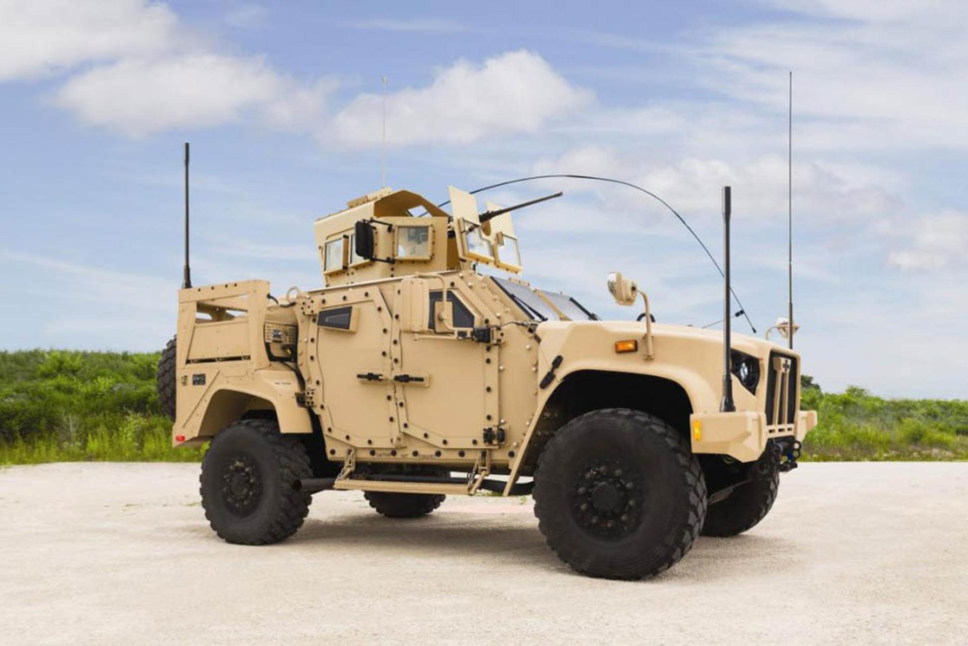 oshkosh-jltv-001
