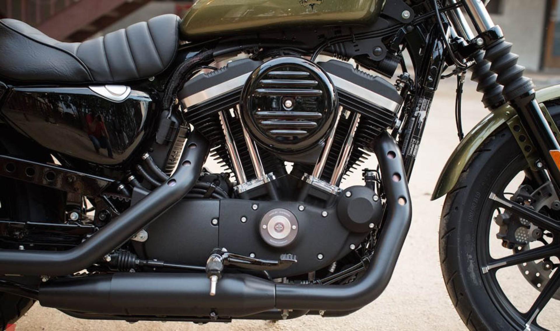 2016  Harley-Davidson Iron883