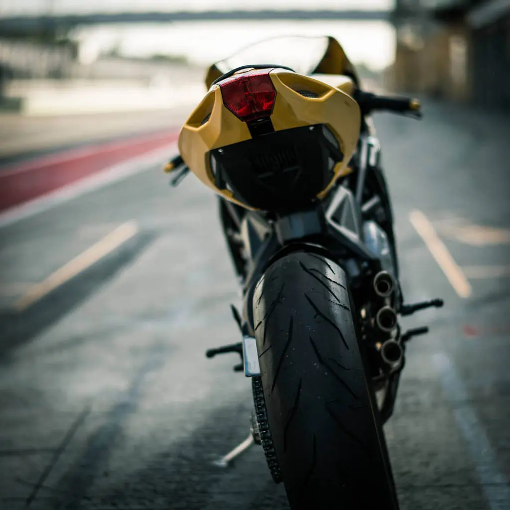 MV-Agusta-F3-800-show-bike-6