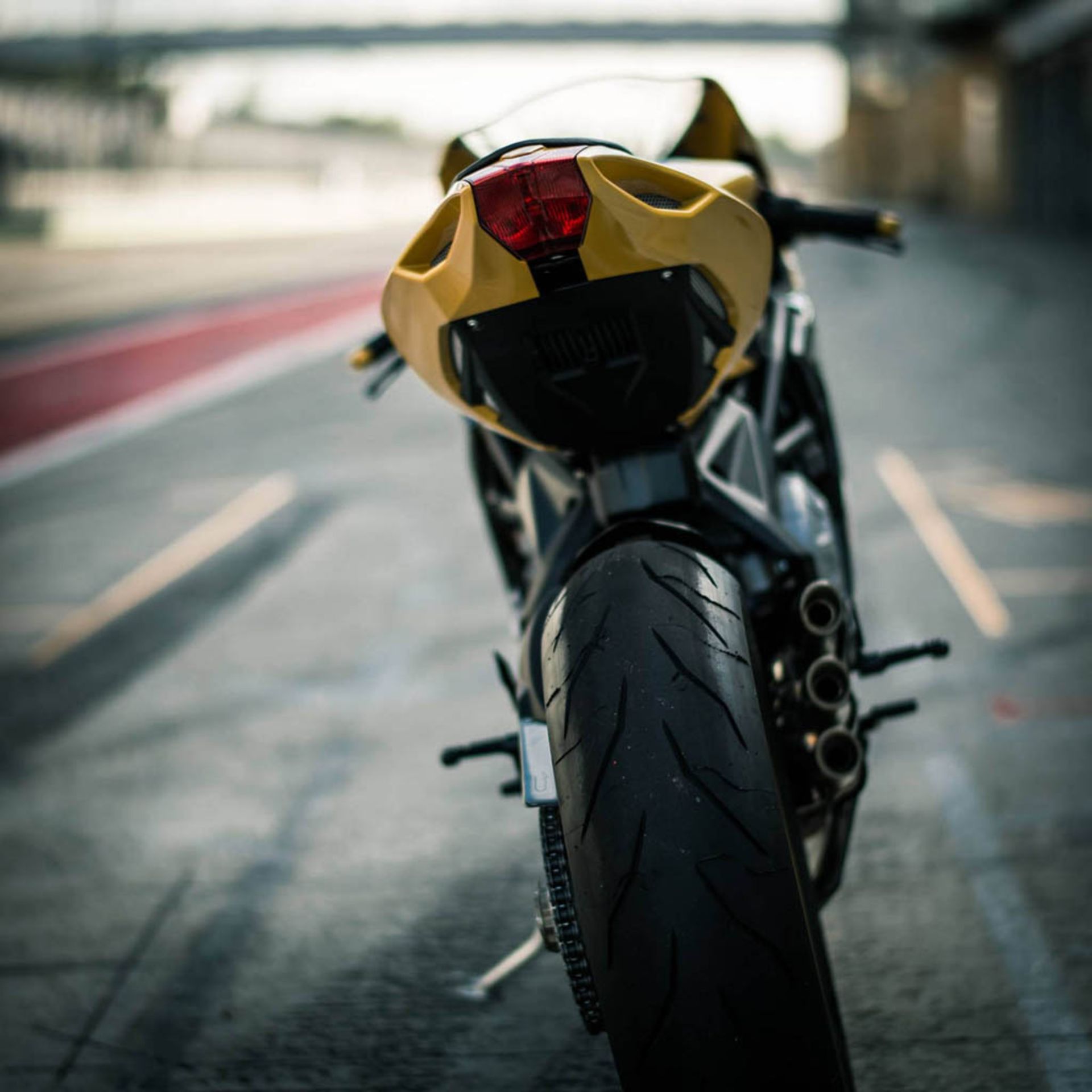 MV-Agusta-F3-800-show-bike-6