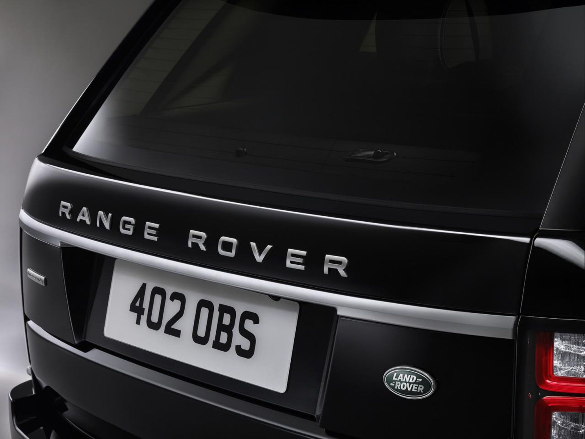 Range Rover Sentinel 10