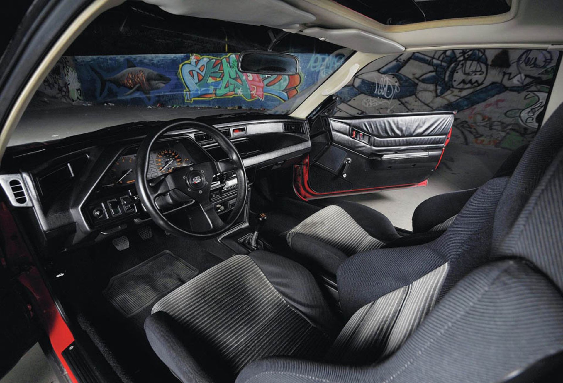1985-honda-crx-si interior