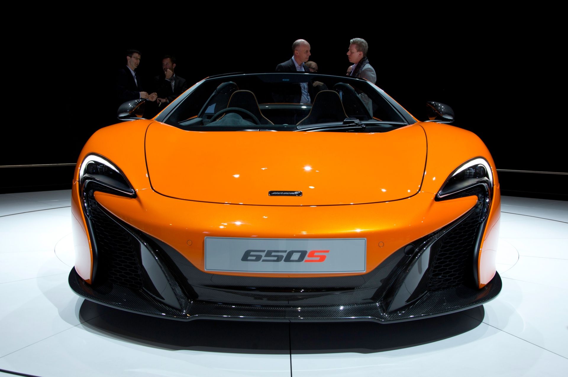 2015-Mclaren-650S-Spider-front-end-03