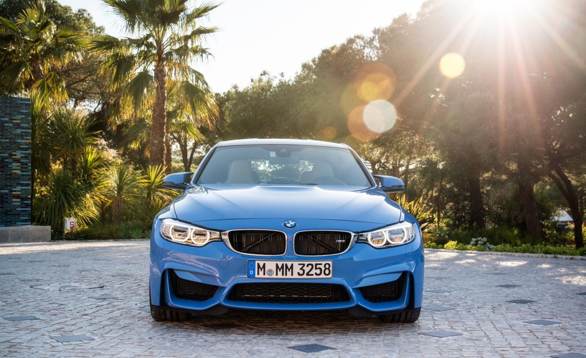 2015-bmw-m3-sedan-13