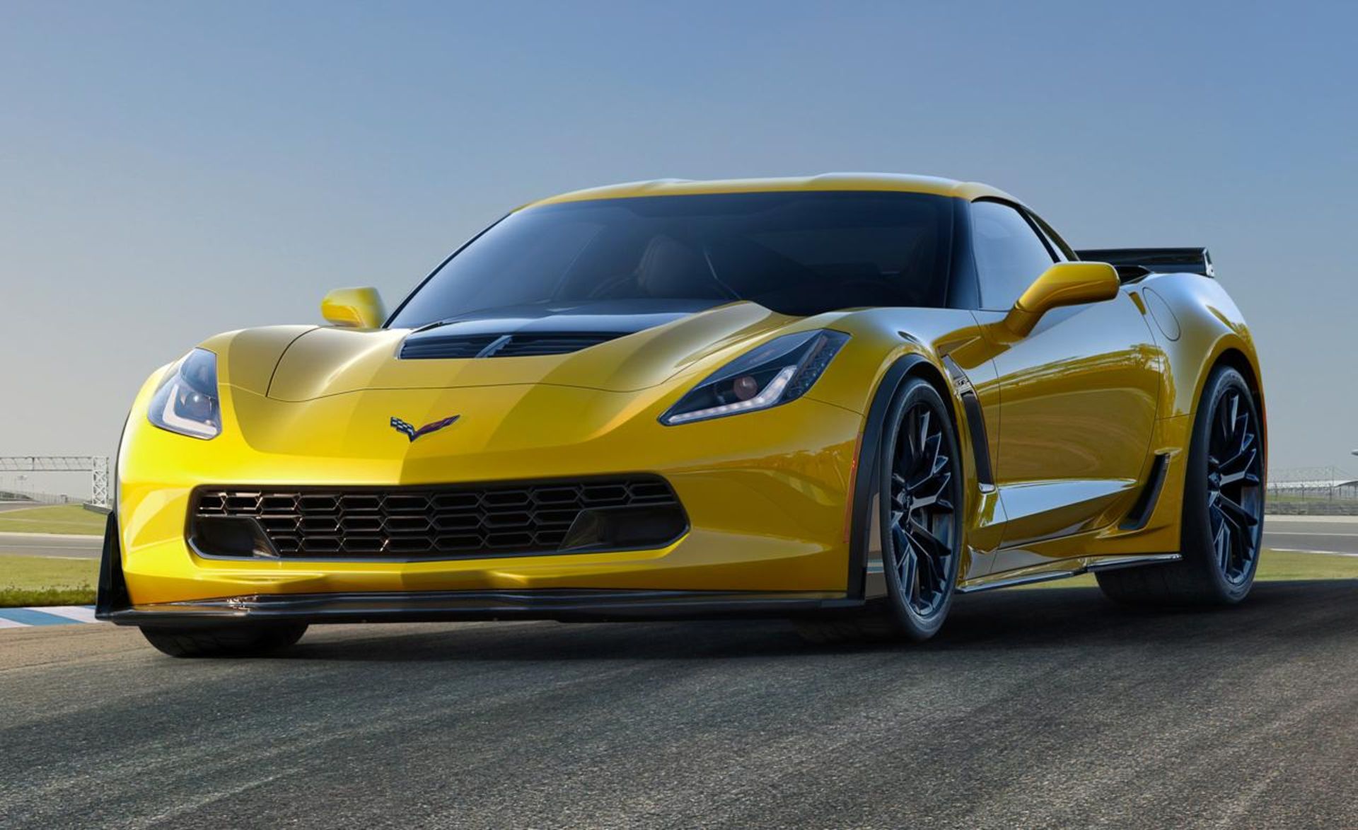 2015-chevrolet-corvette-z06-coupe-1