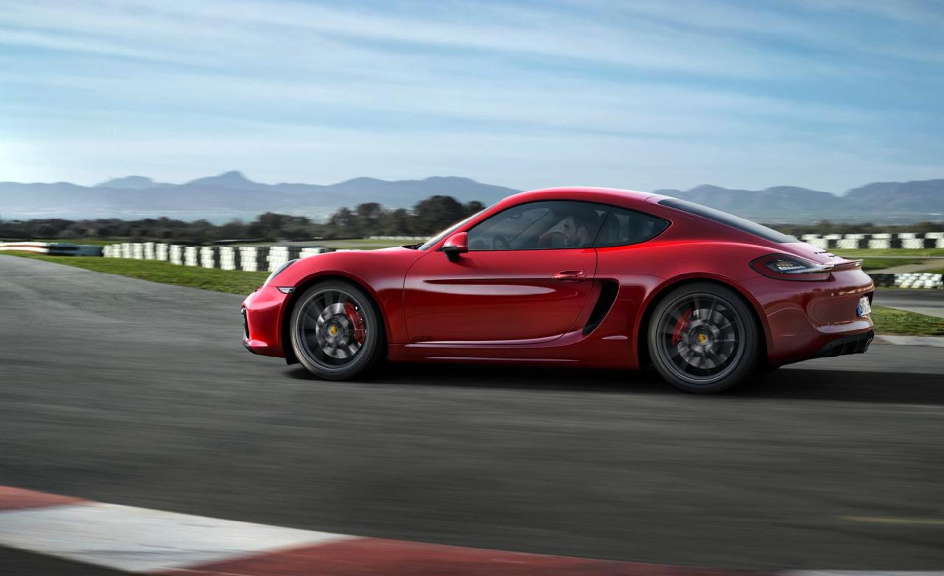 2015-porsche-cayman-gts-2