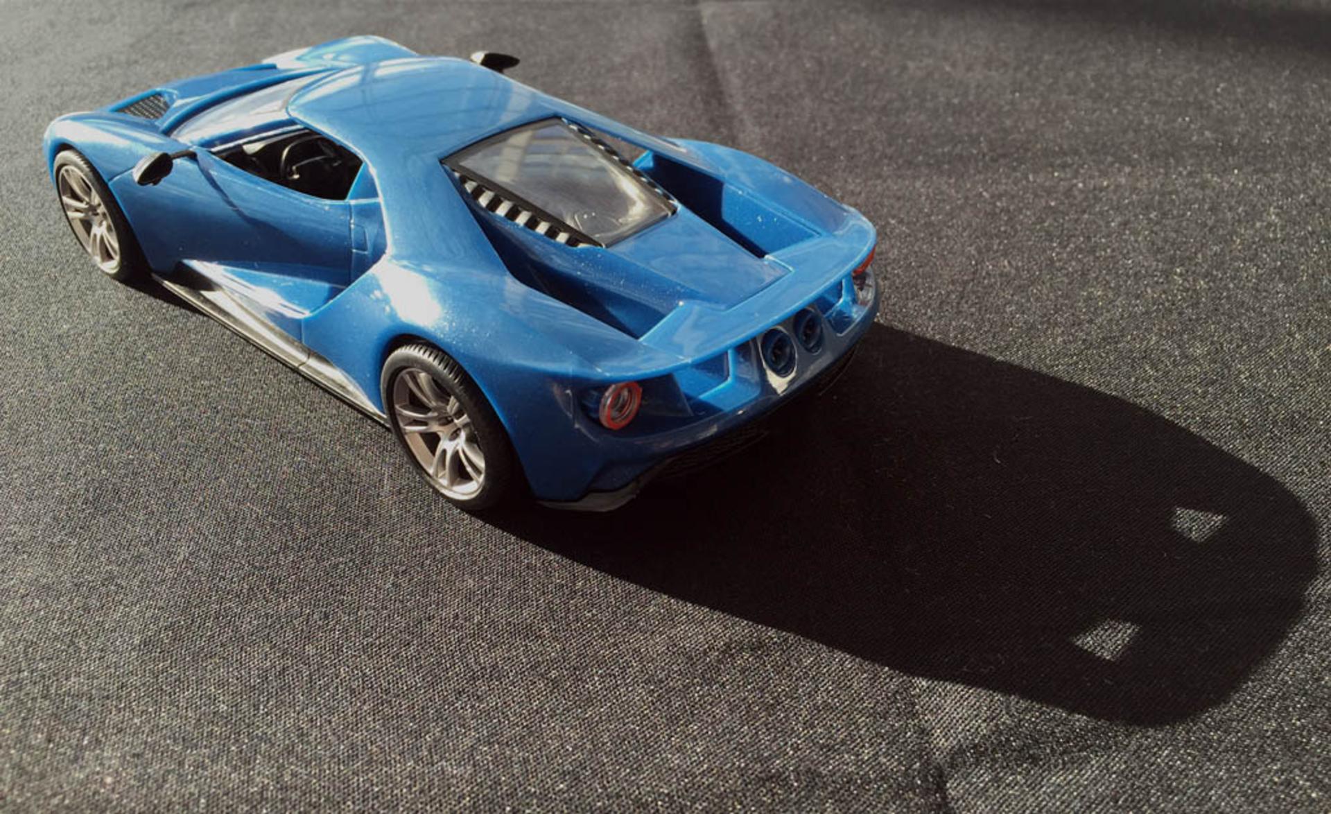 Ford-GT-snap-kit-08