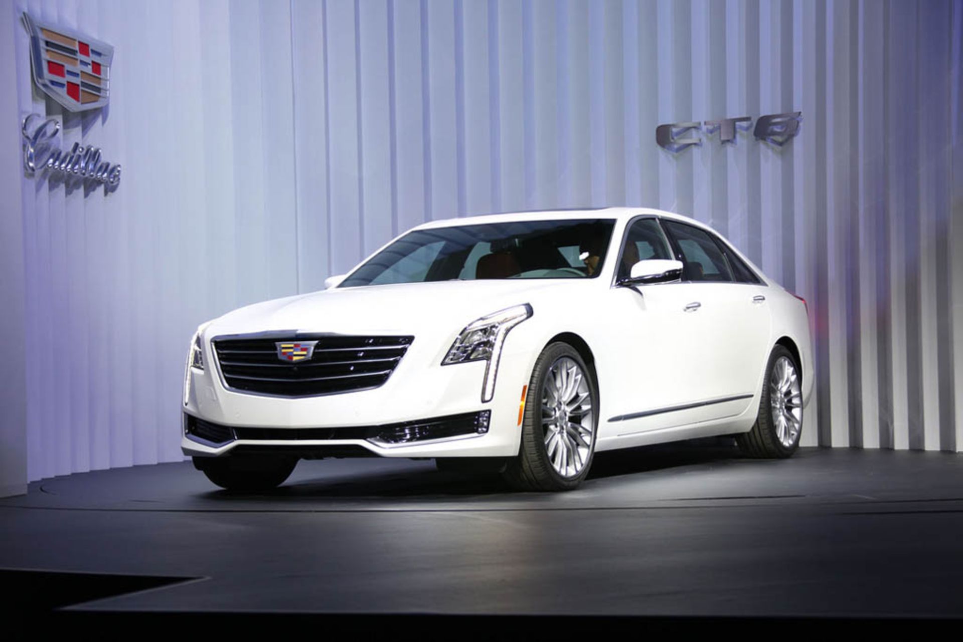 Cadillac CT6