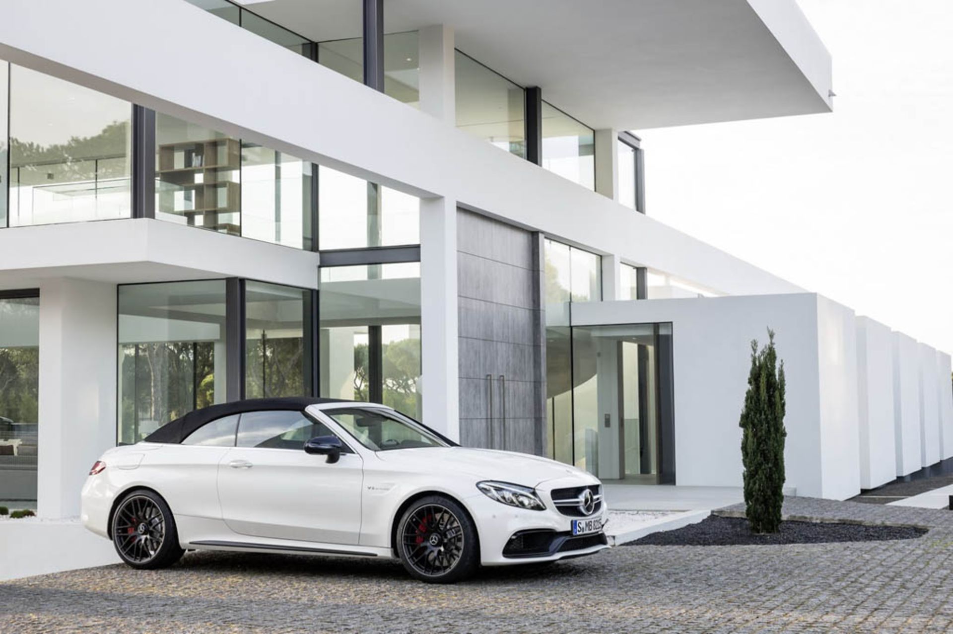 Mercedes-C63-Cabrio-4