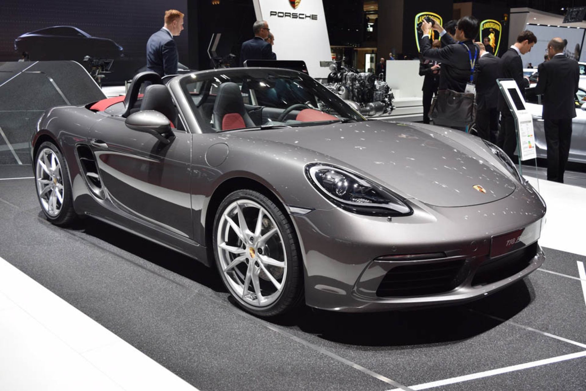 Porsche 718 Boxster 1