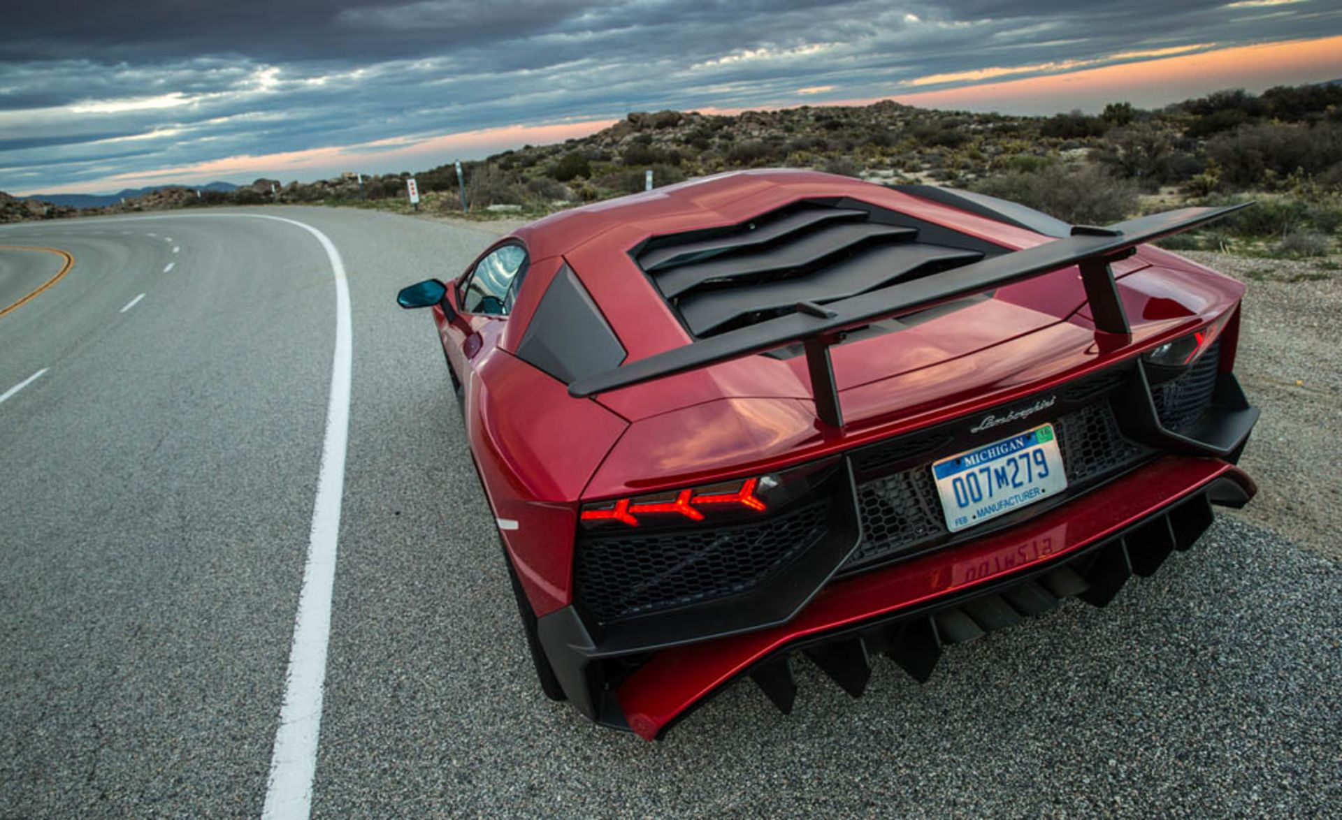 2016 Lamborghini Aventador LP750-4 SV
