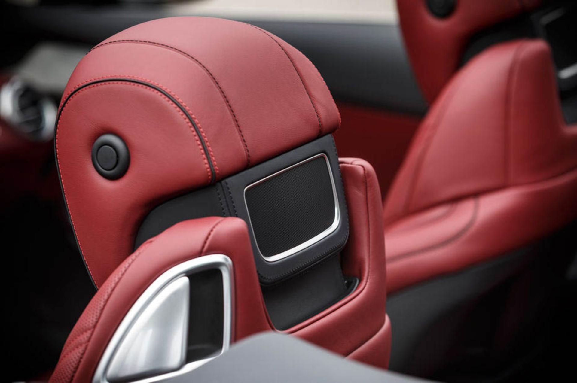 2017-Mercedes-AMG-S63-4Matic-headrest-speaker