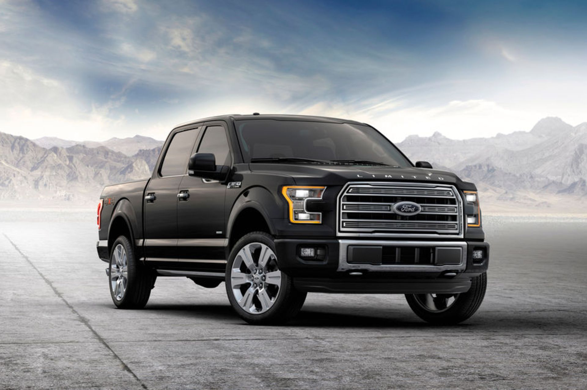 2016-Ford-F-150-Limited-front-three-quarter-black