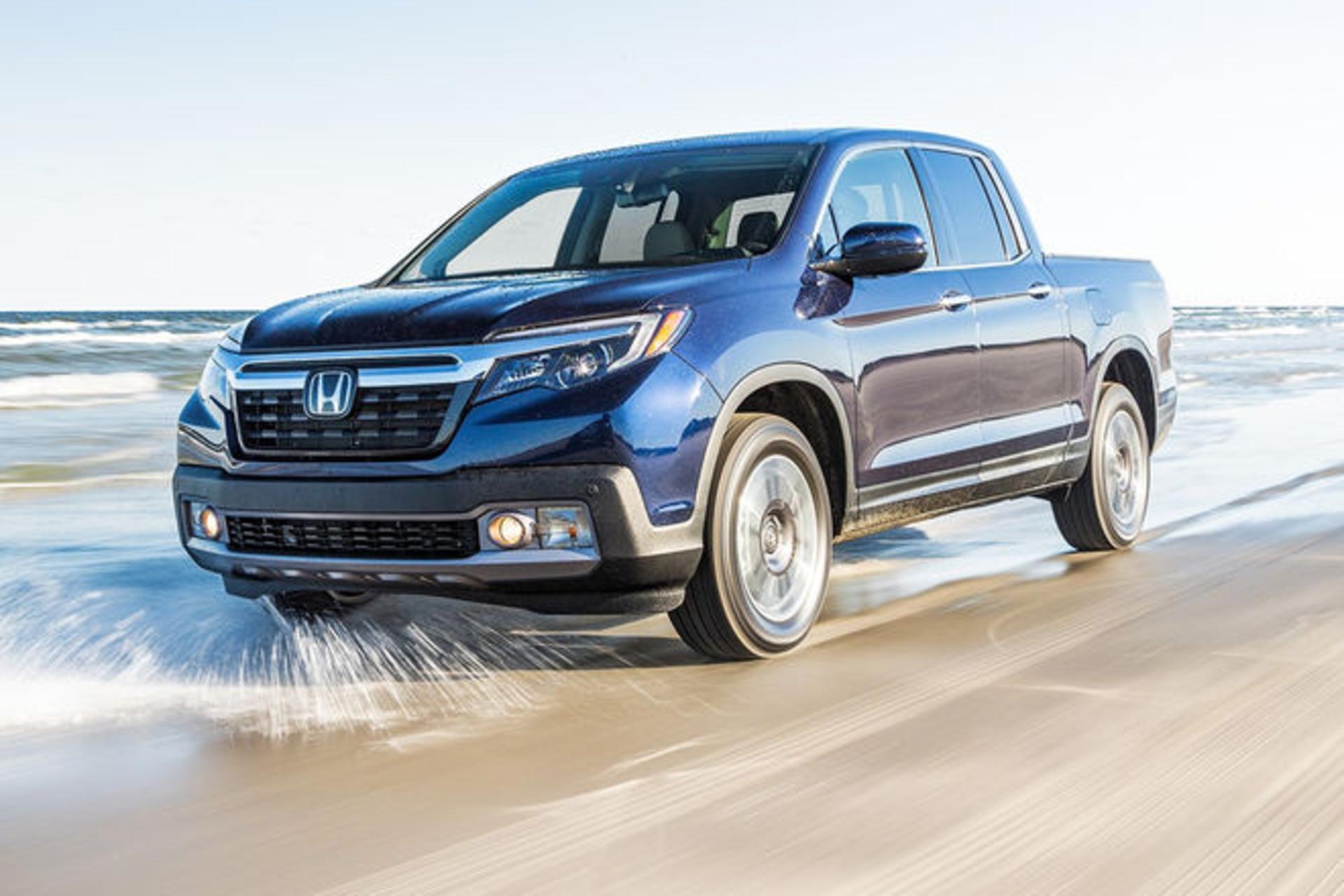 2017-Honda-Ridgeline-front-three-quarter-in-motion-2