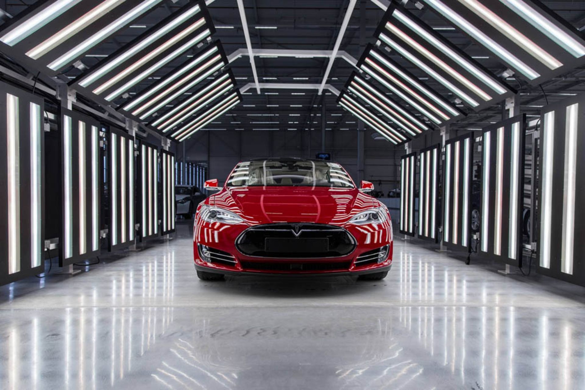 Tesla-Tilburg-plant-6