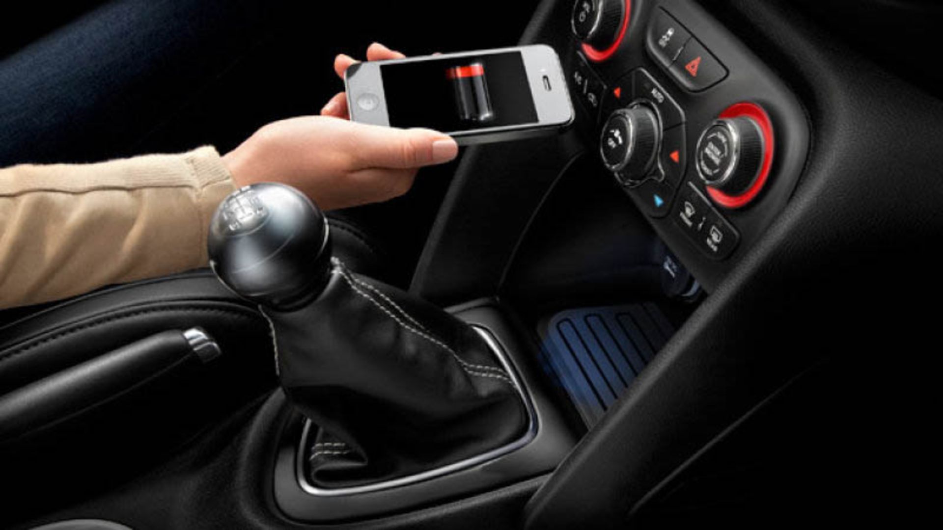 mopar-wireless-charging
