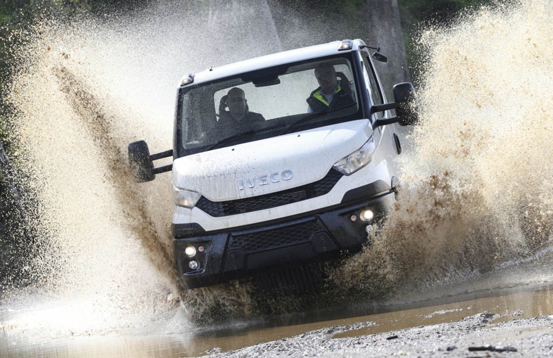 2016-Iveco-Daily-4x4-104