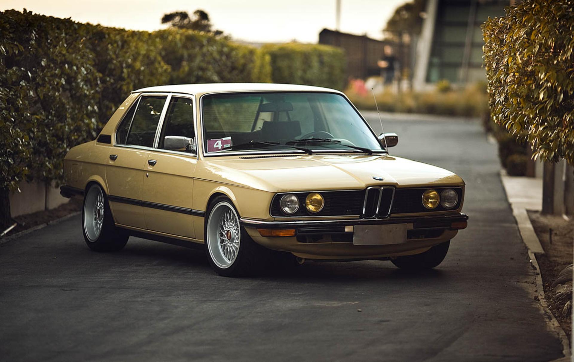 bmw-e12-sahara-beige-bbs