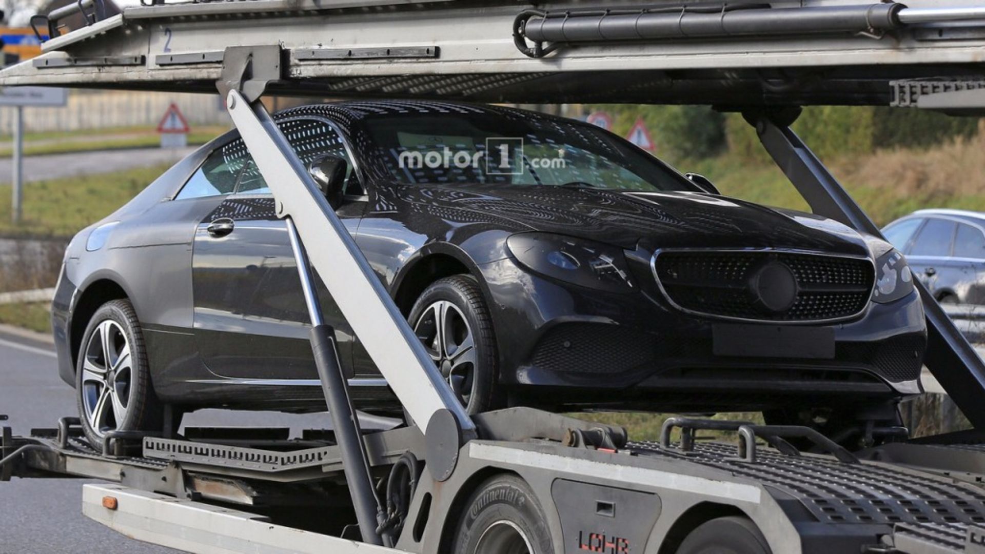 2017-mercedes-e-class-coupe-spy-photo2