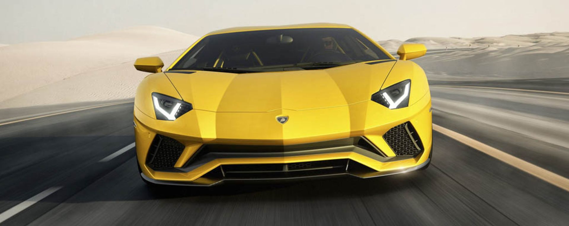 2017-lamborghini-aventador-s-01
