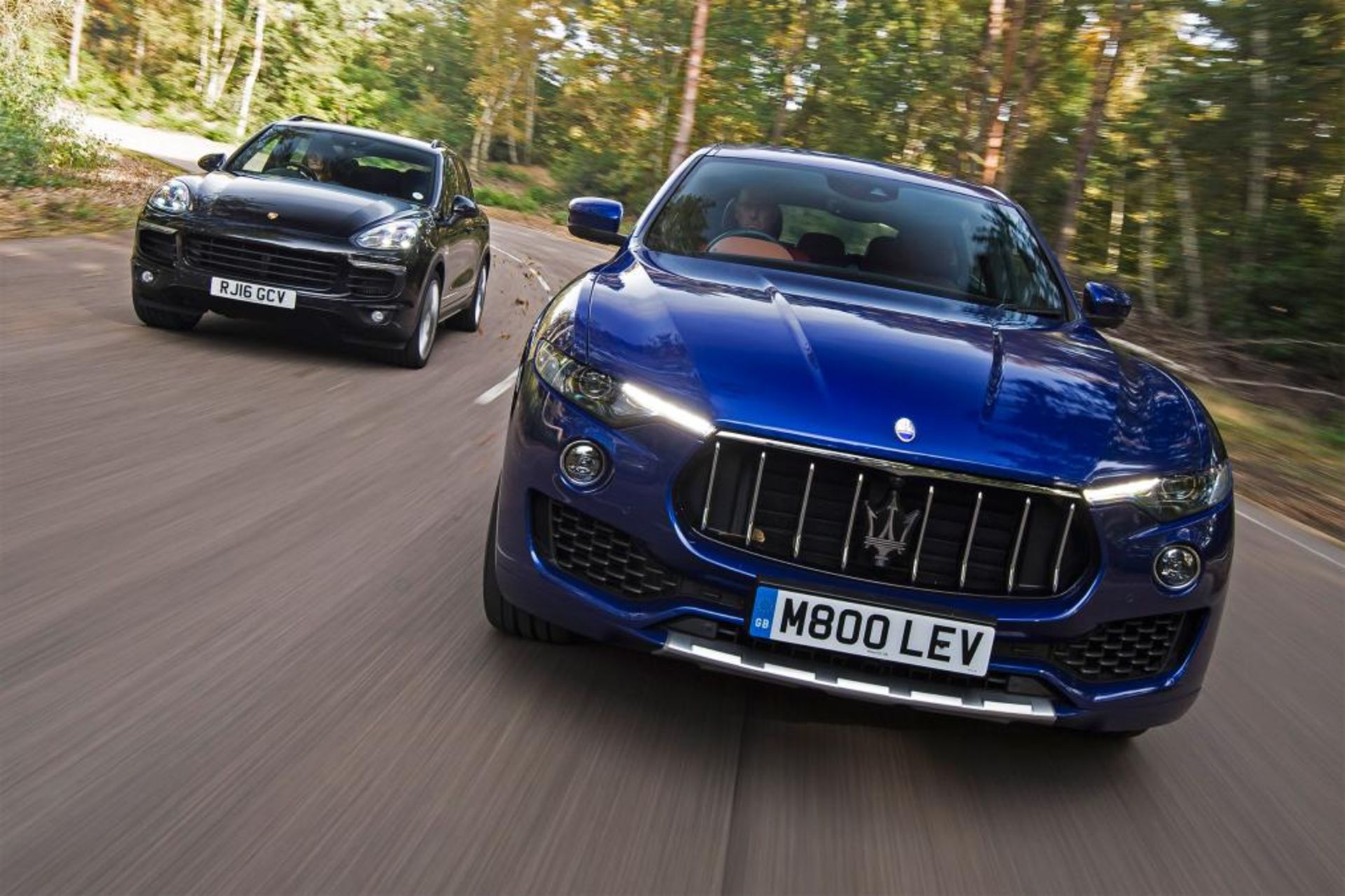 maserati-levante-vs-porsche-cayenne
