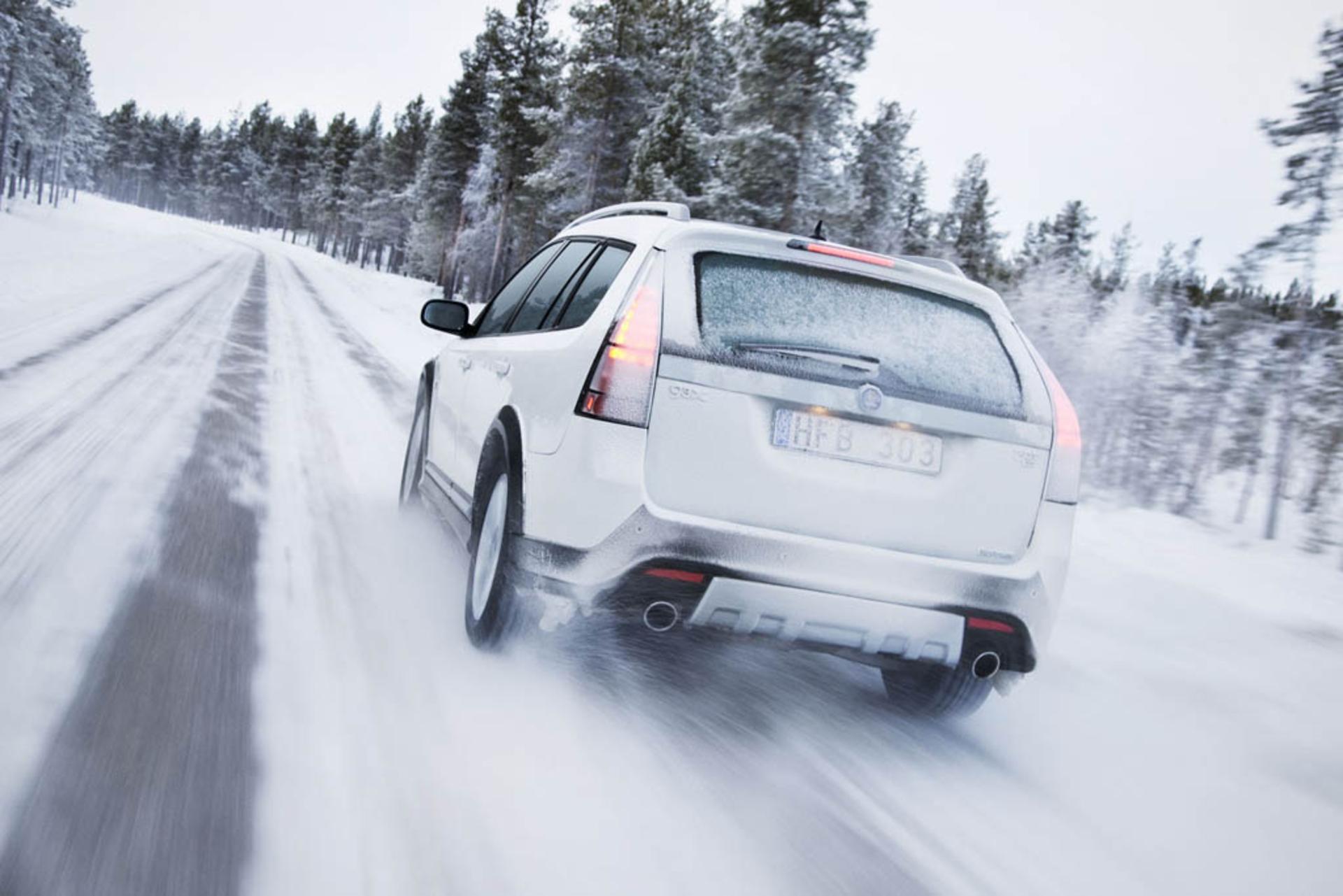 car-in-snow2