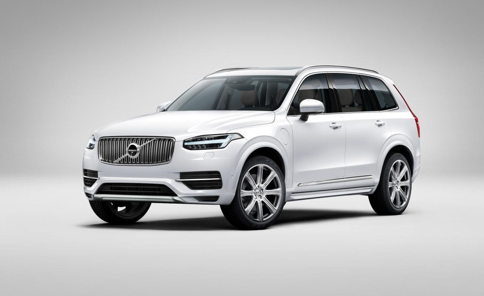 2016-volvo-xc90-5