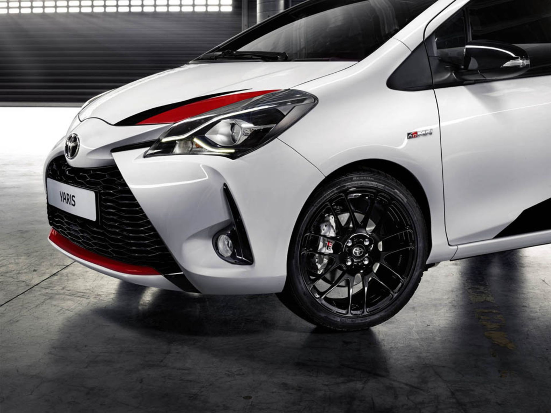 06_yaris_grmn_detail1_final-copy