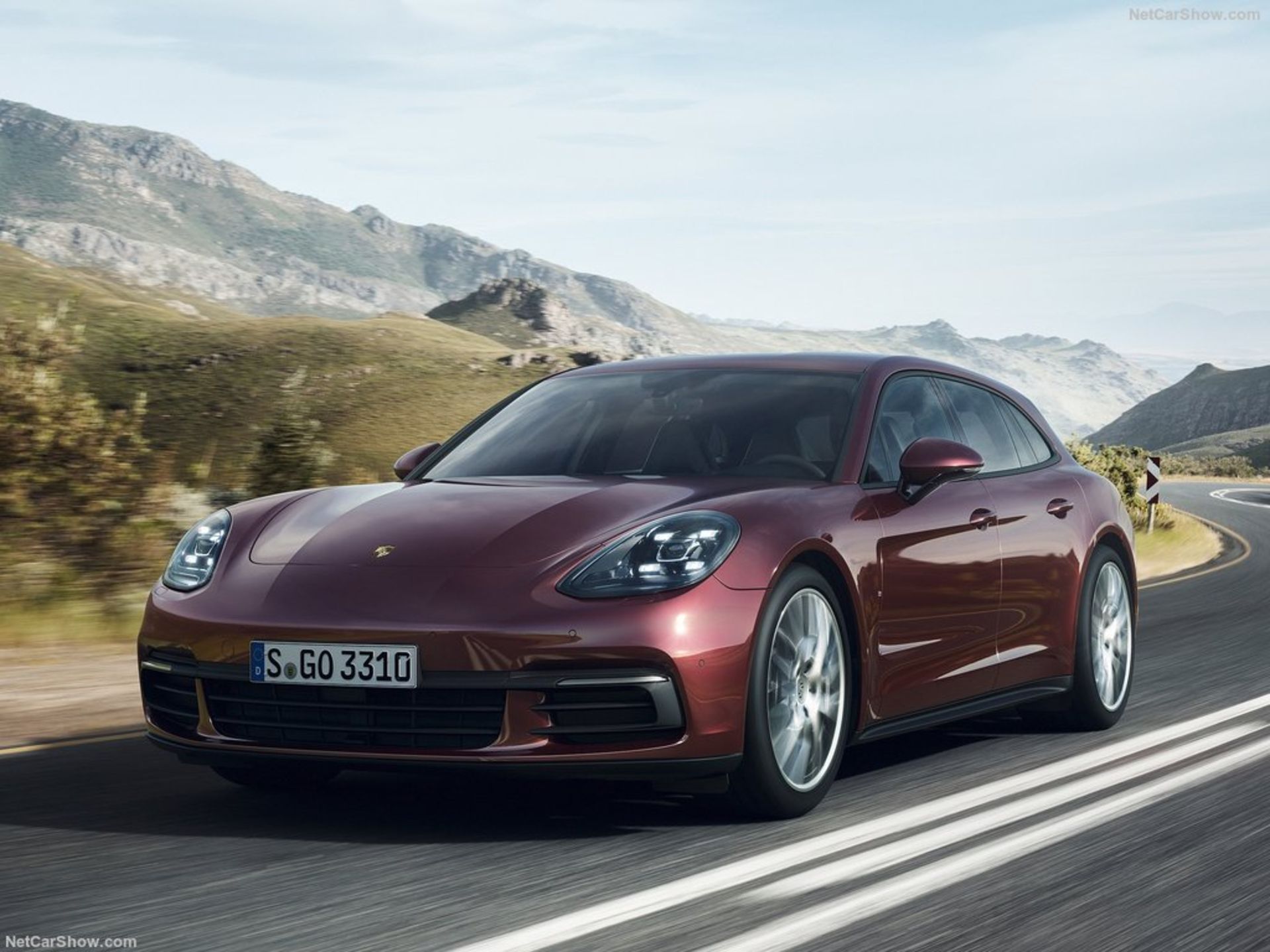 porsche-panamera_sport_turismo-2018-1024-07