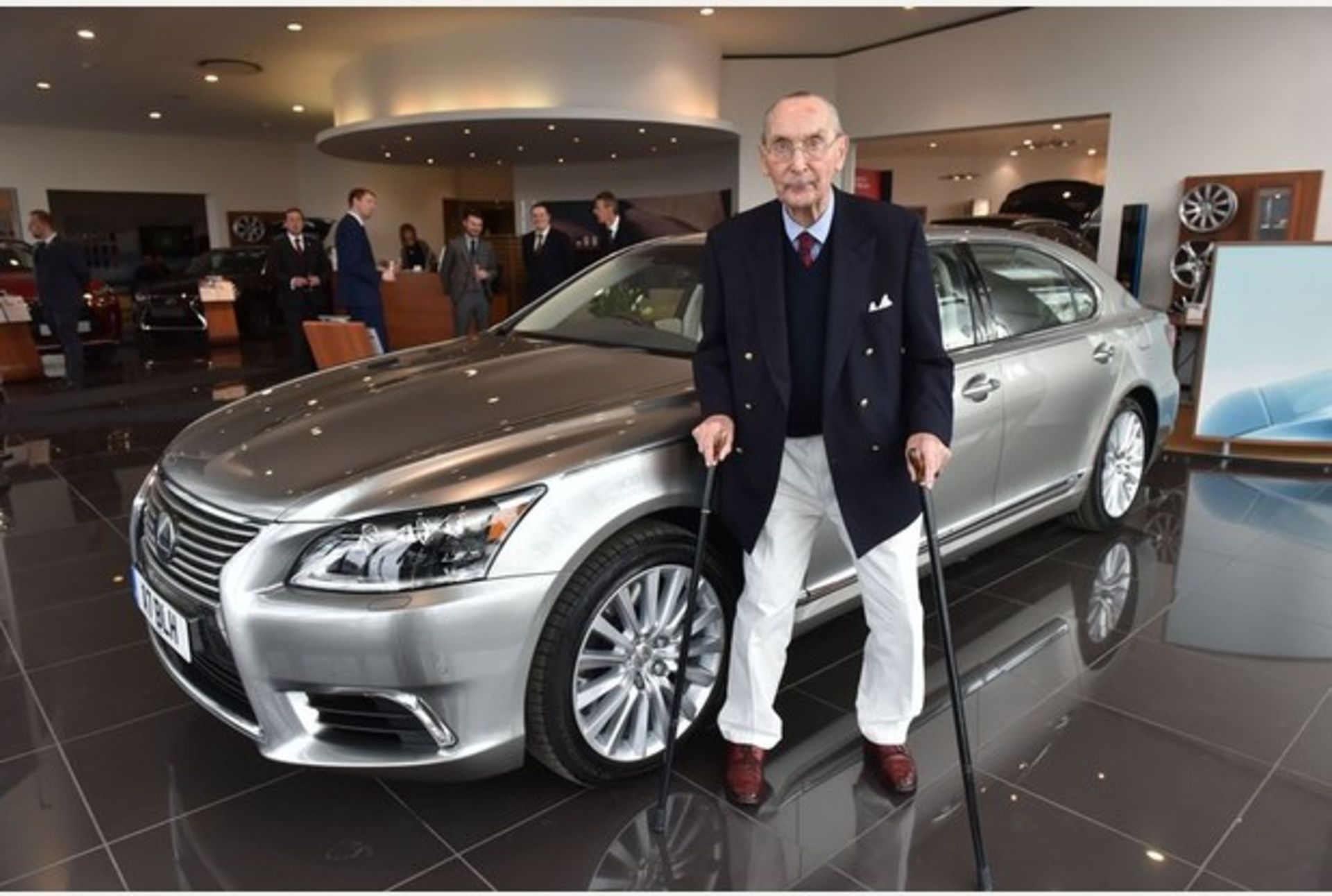 Lexus Customer's 100th Birthday 01