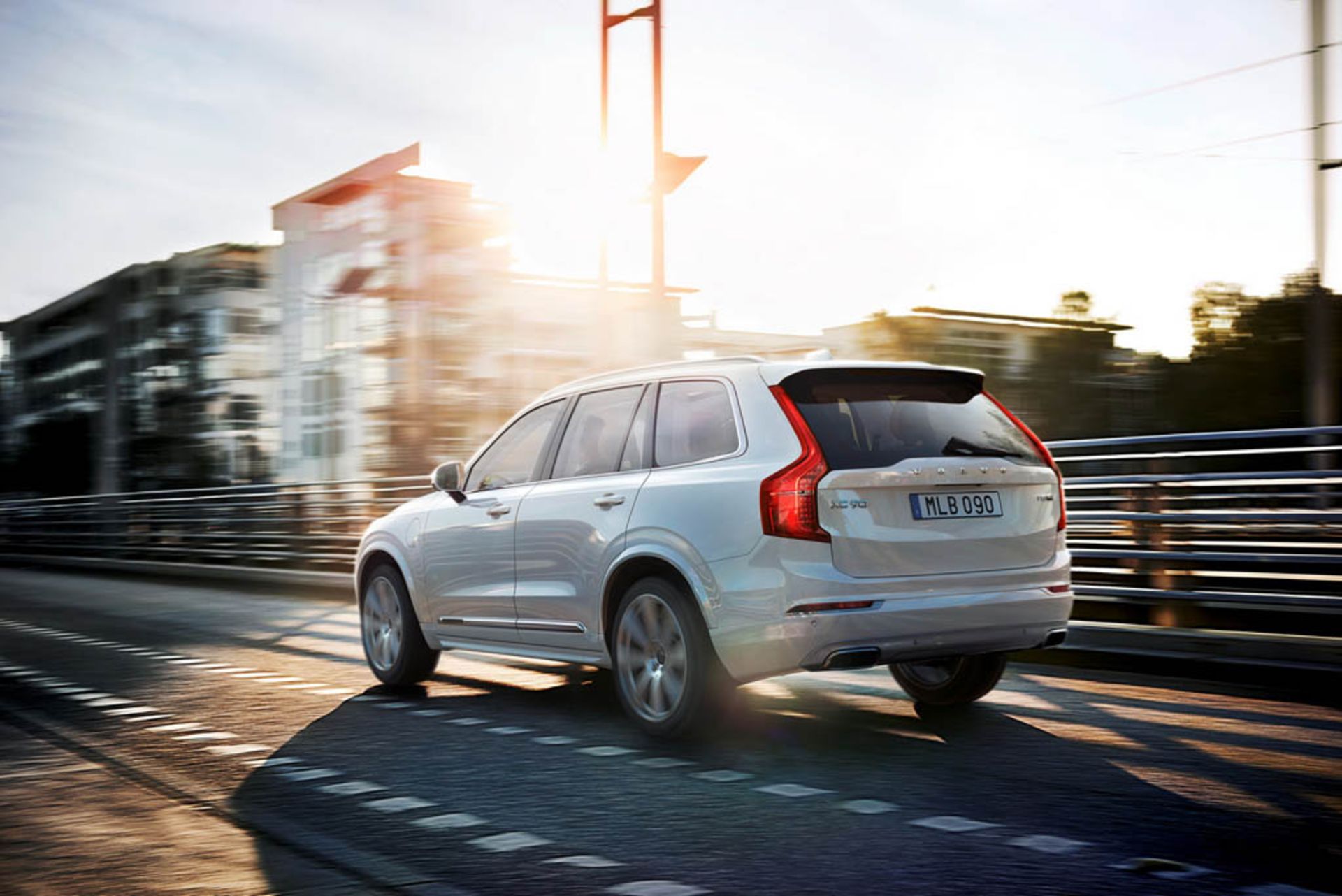 Volvo-Says-Customers-Want-Safe-And-Sustainable-EVs-2