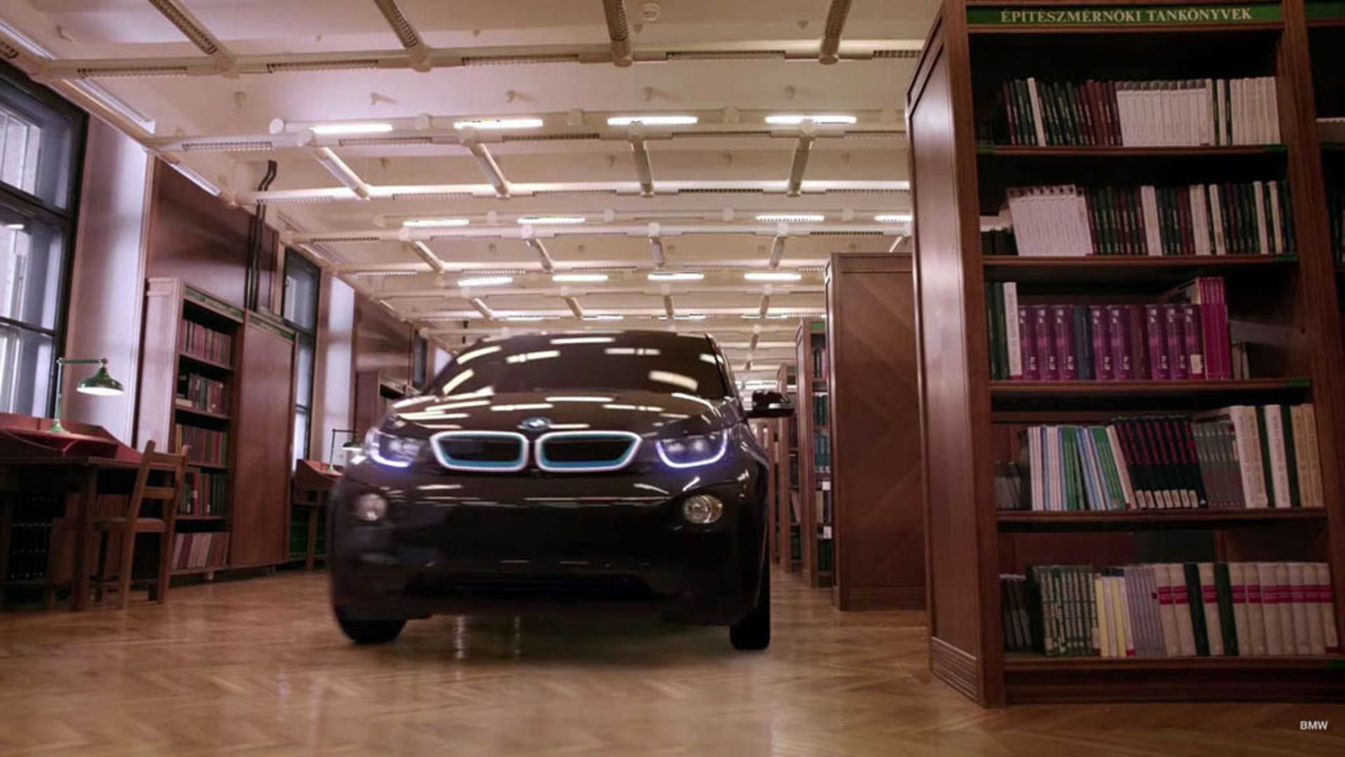 bmw-i3-screenshot-from-the-new-ad 01