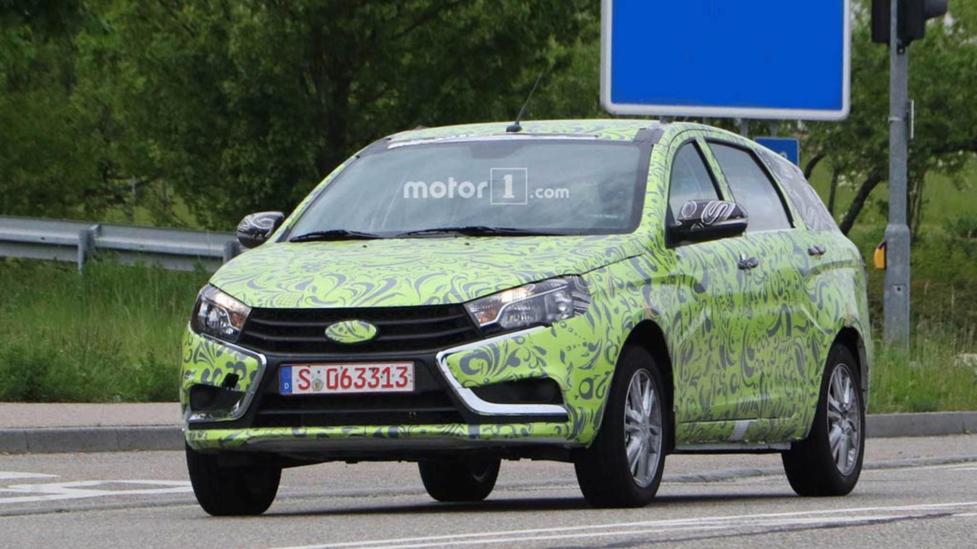 lada-vesta-wagon-spy-photo
