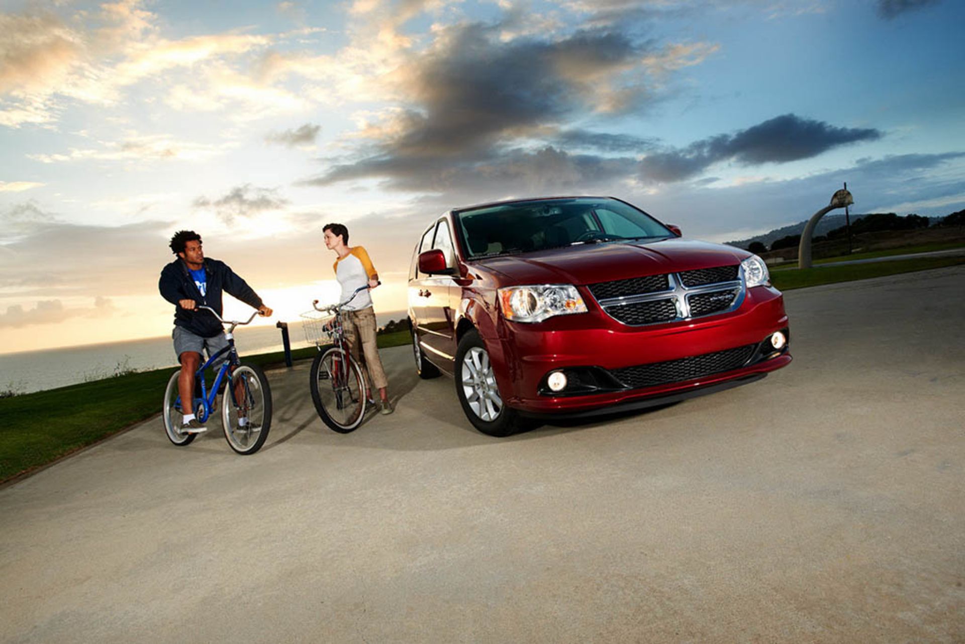 2011-Dodge-Grand-Caravan-1
