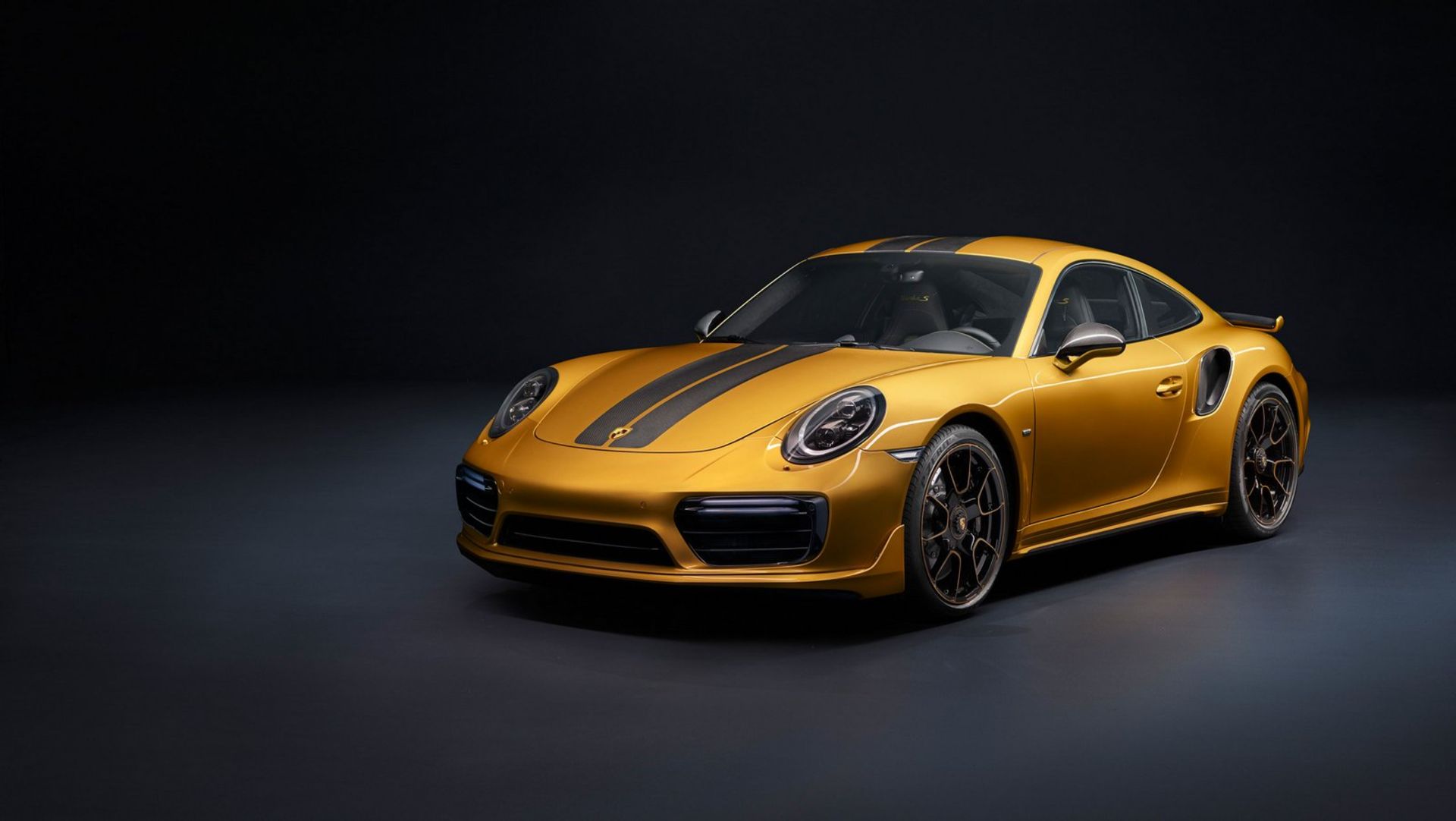 Porsche-911-Turbo-S-Exclusive-Series-13