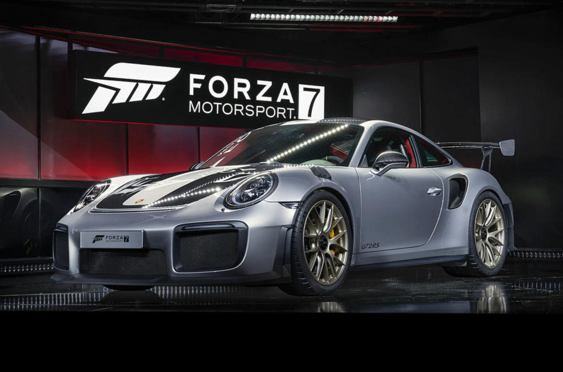 Forza Motorsport 7 2018 Porsche 911 GT2 RS Left