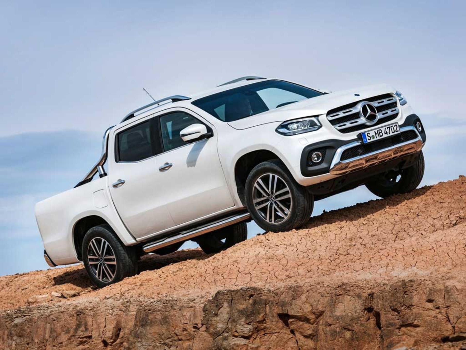 Mercedes-Benz-X-Class-5