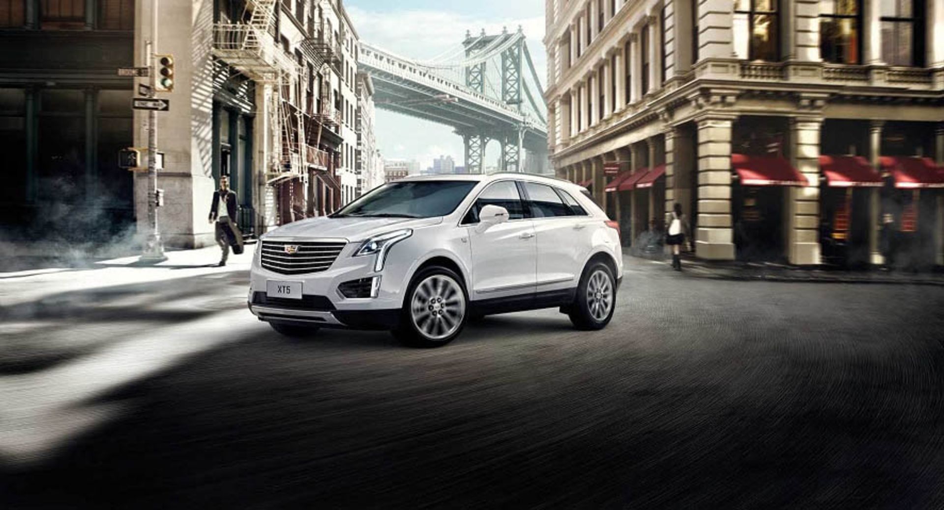 2017-cadillac-xt5-hybrid-1