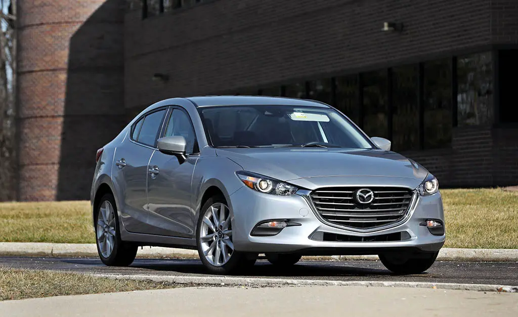 2018-Mazda-3-111