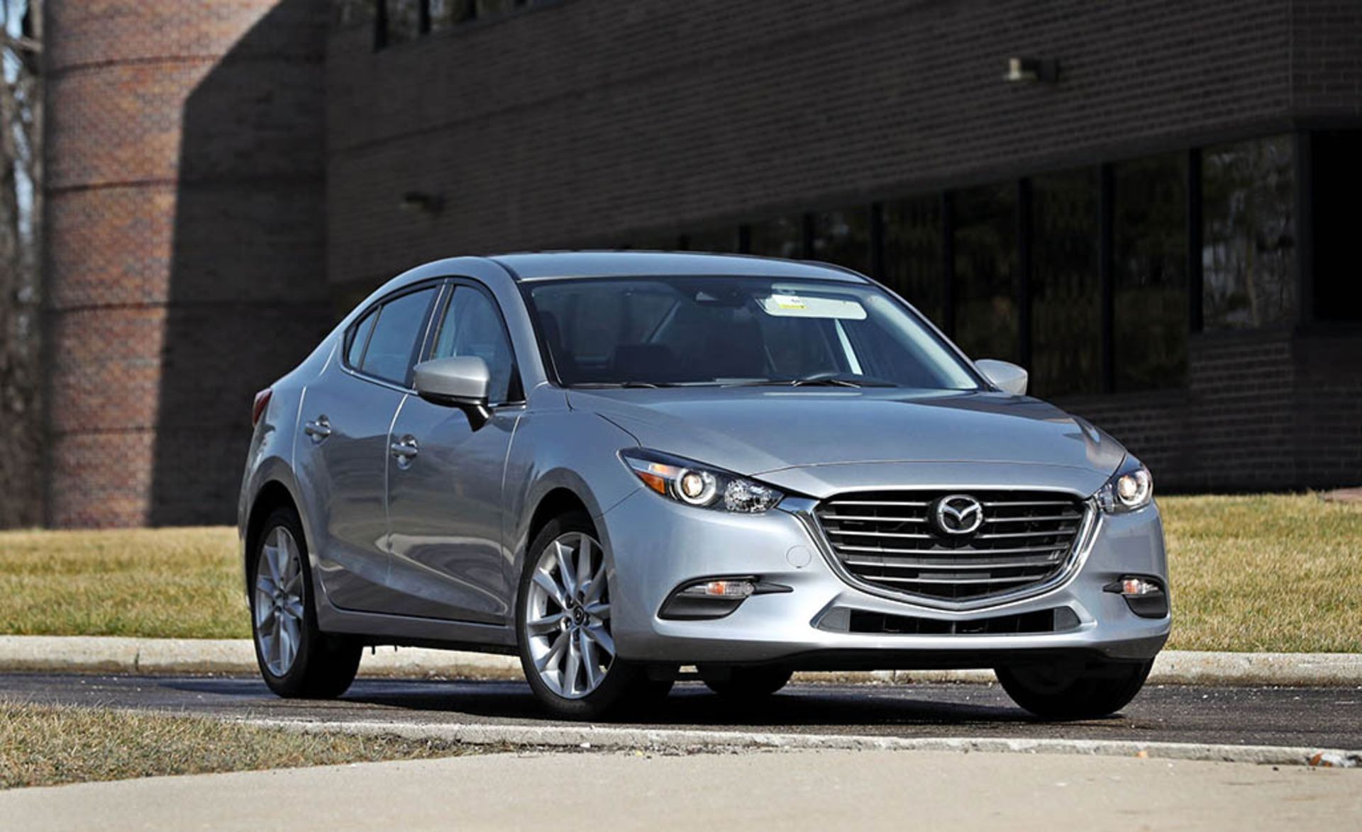 2018-Mazda-3-111