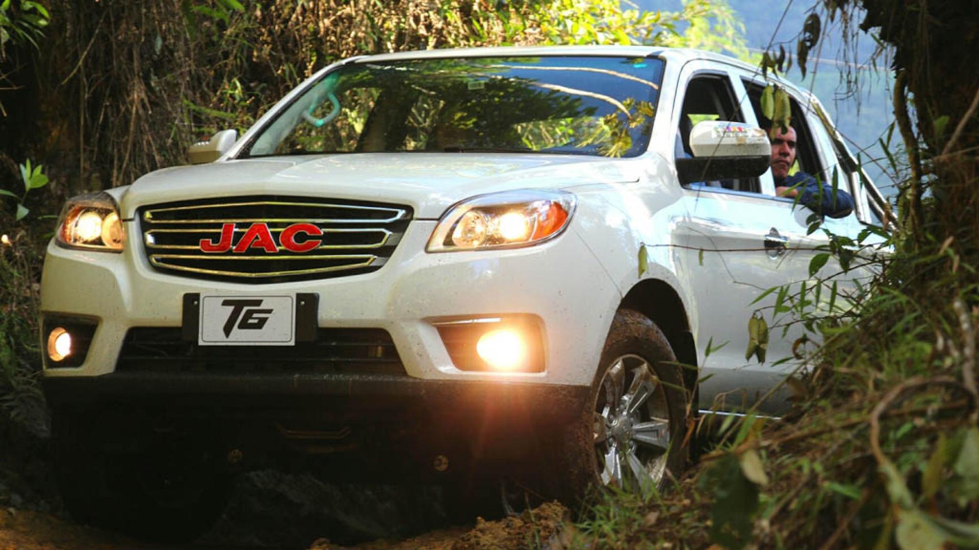 JAC T6 8