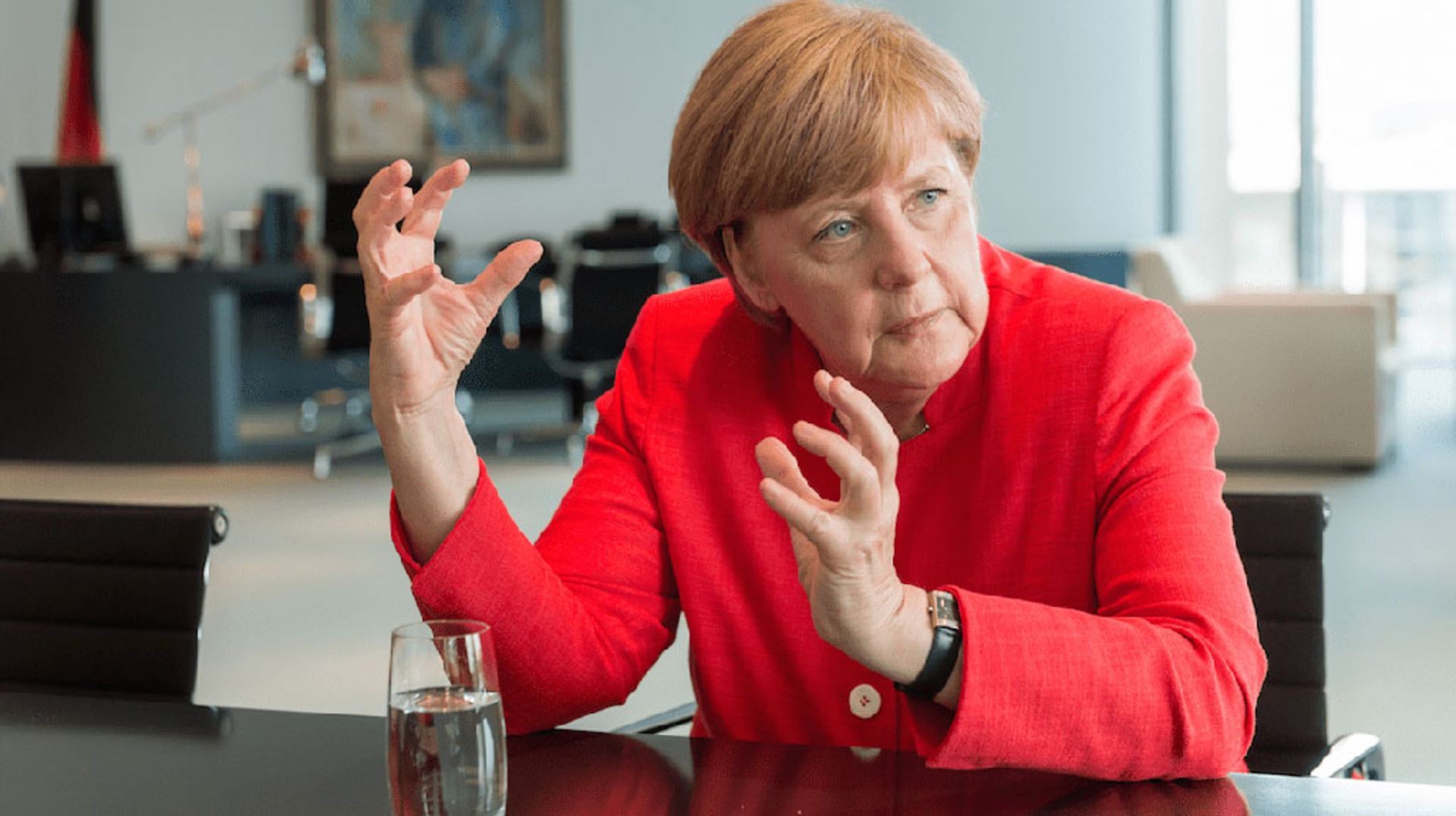 Merkel-1-min